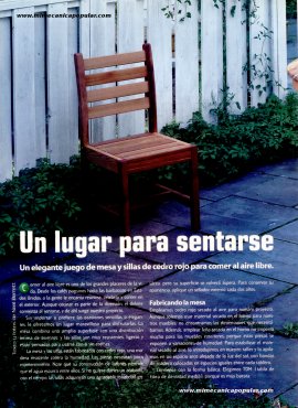 Un elegante juego de mesa y sillas para comer al aire libre - Mayo 1999