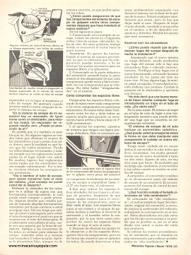 Arreglando el sistema de escapes - Marzo 1979