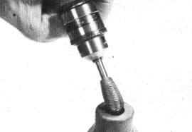 Las limas rotatorias con estrías parciales son ideales para los metales ferrosos, mientras que las limas con estrías son las mejores para los metales no ferrosos