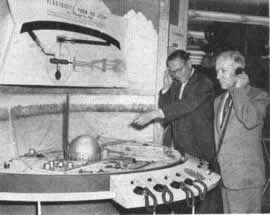 La Energía Atómica Al Día Febrero 1956