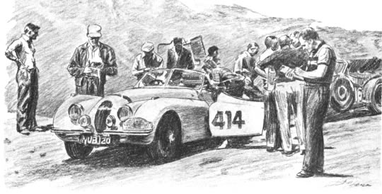 Un Jaguar XK120 gana el Rally Alpino de 1950, 1951 y 1952. Este excepcional roadster fue el primer vehículo en triunfar en esta difícil competencia francesa tres veces seguidas. Se impuso entre todos los otros coches que participaron en competencias semejantes durante la primera parte del decenio de 1950.